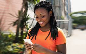 Kenya, telecommunications: a record mobile penetration rate of 143%