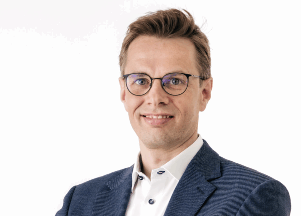 SanlamAllianz Re: Tobias Suek succeeds Ilyes Hassib as CEO