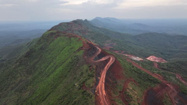 Guinea – Simandou 2040: State strengthens execution with a Delivery Unit attached to the Presidency