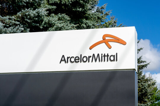 South Africa: ArcelorMittal deepens its half-year loss amid weak market conditions