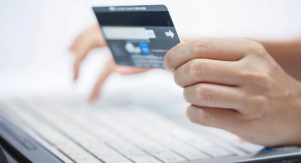 Algérie: généralisation de la carte de paiement électronique en 2016