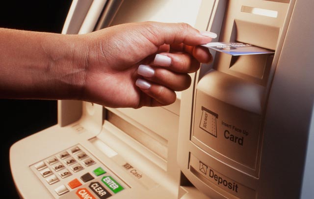 Banque Atlantique lance le premier service transfert d’argent via le ...