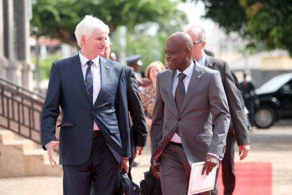 Johannes Selle, président du Groupe d'amitié Allemagne-Togo au Bundestag, et Robert Dussey, Ministre Togolais des affaires étrangères et de l'intégration africaine. ©DR