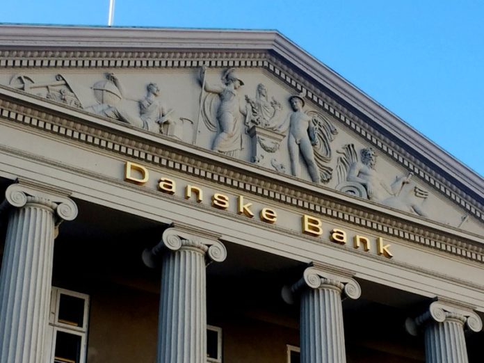 LA FAMILLE MAERSK ÉCARTE LE PRÉSIDENT DE DANSKE BANK