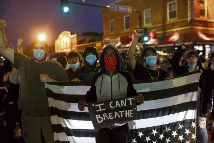 TOPSHOT-US-CRIME-RACE
