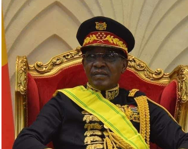 Tchad : Déby Itno arbore les attributs de Maréchal sous la colère ...
