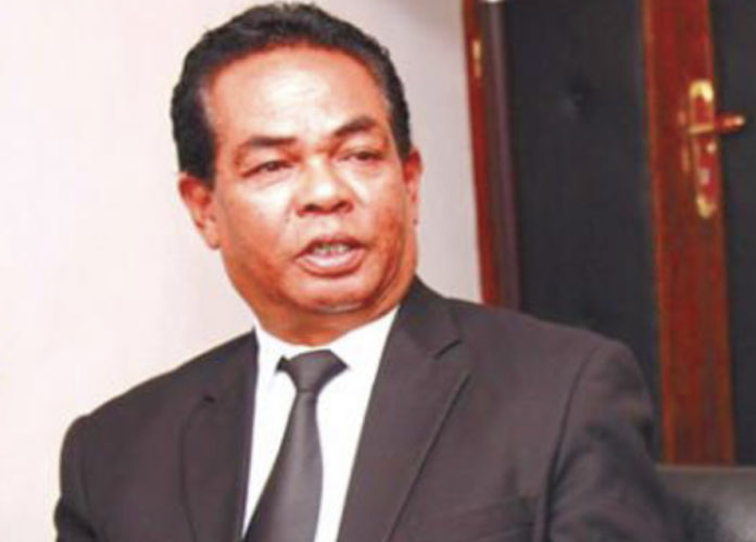 B98156FF-23BF-4539-9132-C323BEAA7087 Information - Madagascar: William Bourdon vole au secours de Harry Laurent Rahajason
