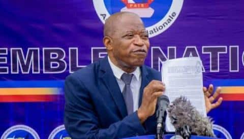 RDC : André Mbata succède à Jean-Marc Kabund au poste de premier vice-président de l’assemblée