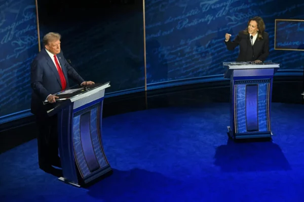 USA : Kamala Harris envoie Donald Trump dans les cordes