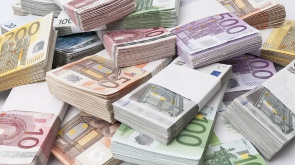 Sénégal : près de 12 millions d’euros en faux billets saisis par les Douanes à Dakar et Thiès