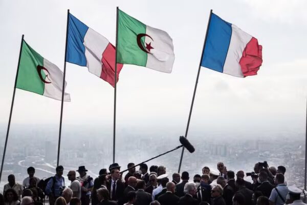 Tensions diplomatiques : la France expulse des détenteurs de passeports diplomatiques algériens sans visa en réponse à Alger