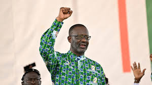 Côte d’Ivoire : les soutiens de Tidjane Thiam annoncent un meeting de protestation