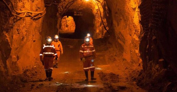 AngloGold Ashanti et Gold Fields suspendent les discussions sur une coentreprise au Ghana
