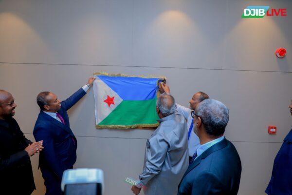 Djibouti : le président Guelleh inaugure les nouveaux locaux du ministère de l’Énergie