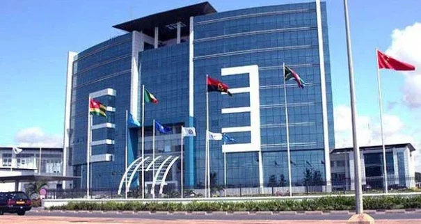 Ecobank engage une levée de 250 millions USD
