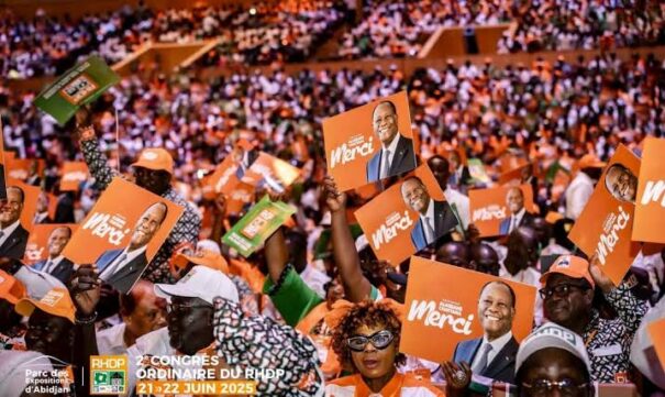 Présidentielle 2025 : Alassane Ouattara reporte l’annonce de sa candidature