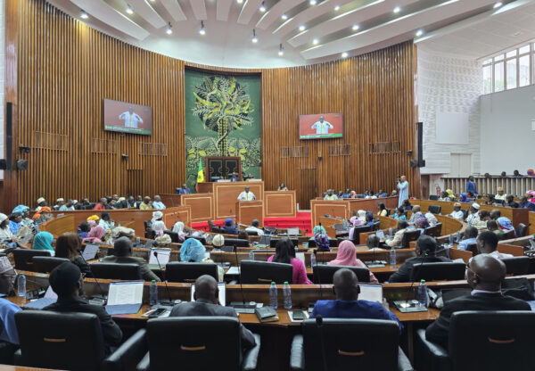 Sénégal : l’Assemblée adopte une Loi de finances rectificative sous tension économique