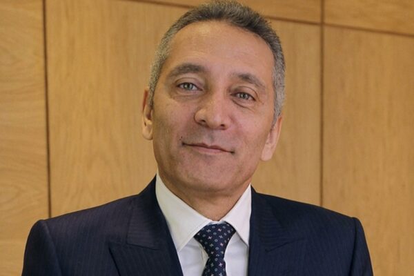 Saham Bank : Moulay Hafid Elalamy plante son drapeau au Maroc, en attendant l’Afrique