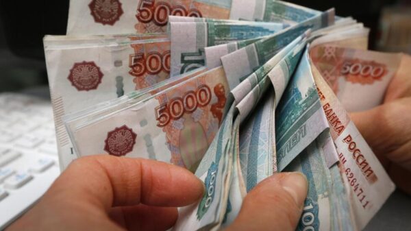 Égypte : Vladimir Poutine valide le remboursement en roubles du prêt nucléaire de 25 milliards de dollars pour le projet de Dabaa