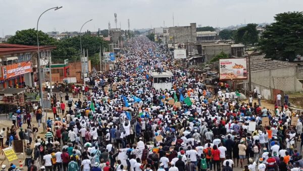Côte d’Ivoire : l’opposition ivoirienne mobilise contre un quatrième mandat d’Alassane Ouattara