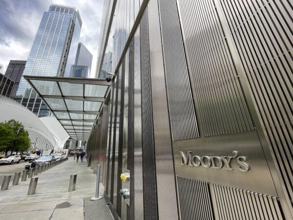 Moody’s relève à positive la perspective d’ASR Re et confirme sa note Baa1