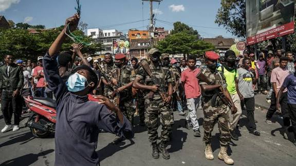 Madagascar : la révolte de la “Gen Z” fait vaciller le pouvoir du président Andry Rajoelina