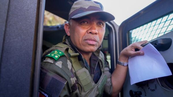 S&P Global Ratings place la note souveraine de Madagascar sous surveillance négative après le coup d’État militaire