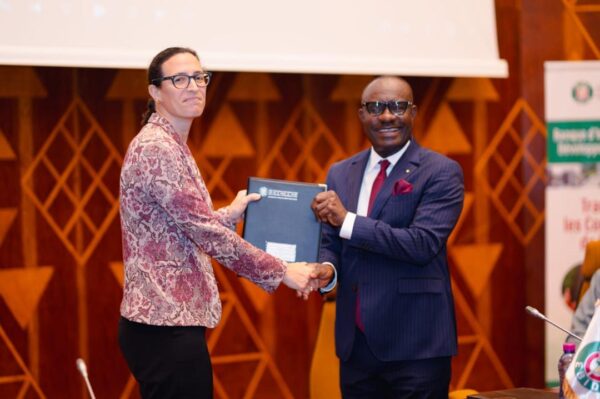 La BIDC et le Global Green Growth Institute concluent un accord de financement de 600 000 USD pour stimuler l’agriculture intelligente face au climat en Afrique de l’ouest