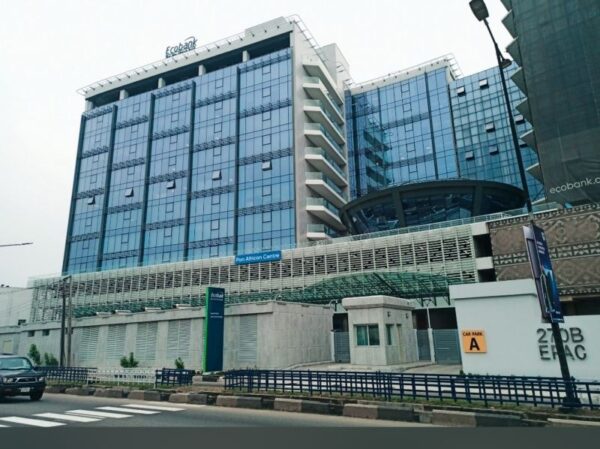 Ecobank Nigeria solde son eurobond de 300 millions USD et se tourne vers le marché local