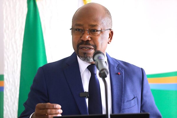 « Le Gabon mérite mieux que les bricolages actuels » ; Alain Claude Bilie-By-Nze (exclusif)