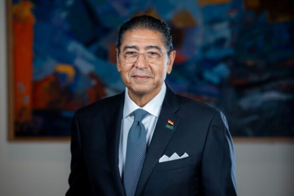 Egypte: Hisham Ezz Al-Arab reconduit à la tête de la Commercial International Bank