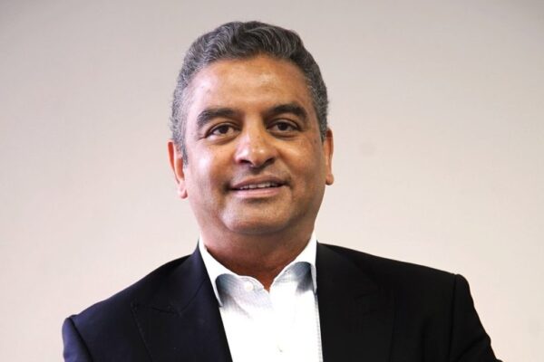 Old Mutual nomme l’ex-président de FirstRand, Roger Jardine, pour succéder à Trevor Manuel