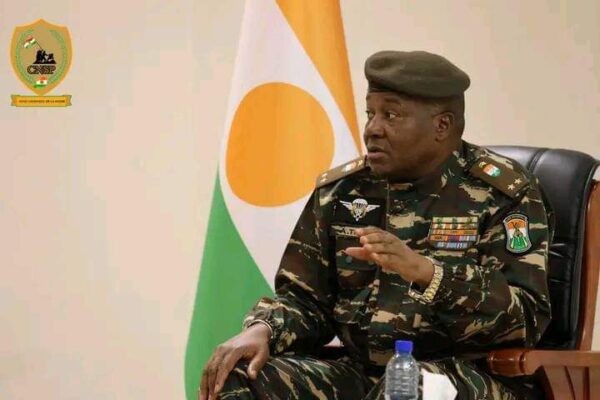 Niger : le Général Abdourahamane Tiani, l’arme au point, l’histoire en étendard …