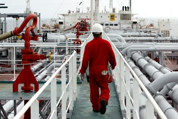 Pétrochimie : 10,04 milliards USD de financements multilatéraux recensés, dont 22 % destinés à l’Afrique