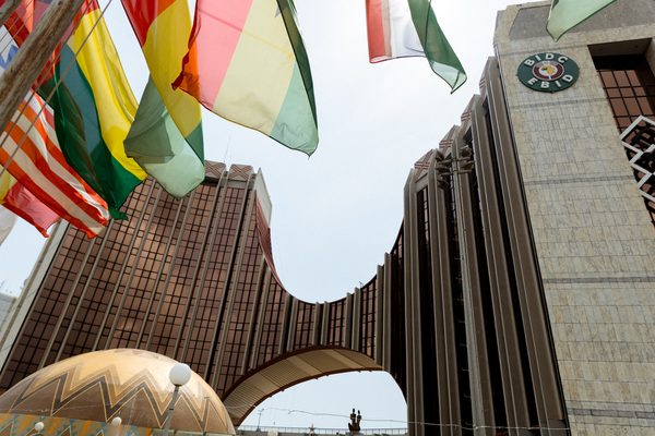 La BIDC accorde une ligne de financement de 10 milliards de FCFA à la BHCI pour soutenir le développement du logement et renforcer la chaine de valeur immobilière en Cote d’ivoire