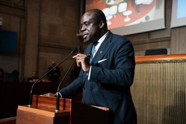 Stéphane Tiki : « Nous devons passer de l’aide au développement au co-investissement entre l’Afrique et l’Europe »